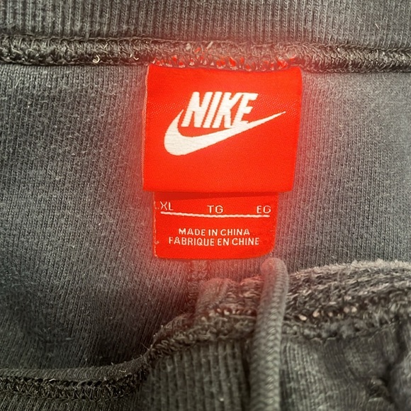 Nike FC Squad Shorts- Size XL - Picture 7 of 7